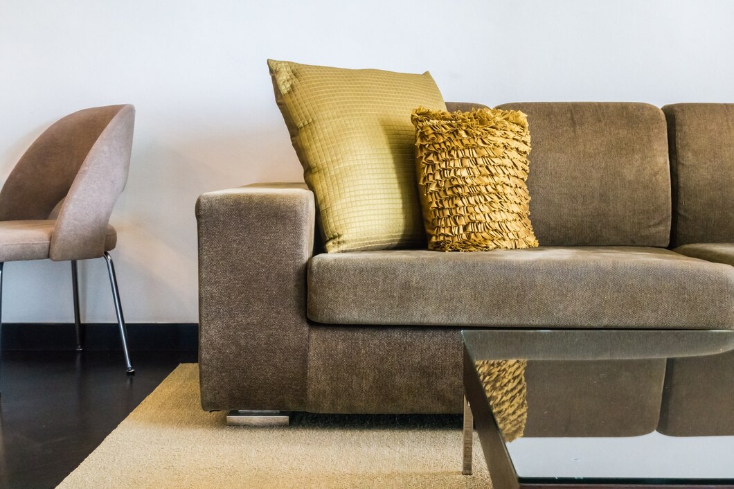 Jak wybrać idealne krzesła tapicerowane do naszego salonu?